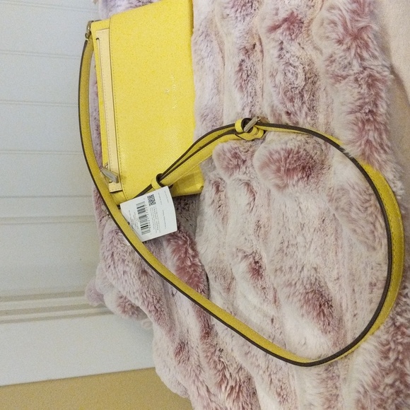 Kate Spade Sadie Saffiano Leather Top Zip Crossbody And Removable Pouch Set NWT - Picture 2 of 7